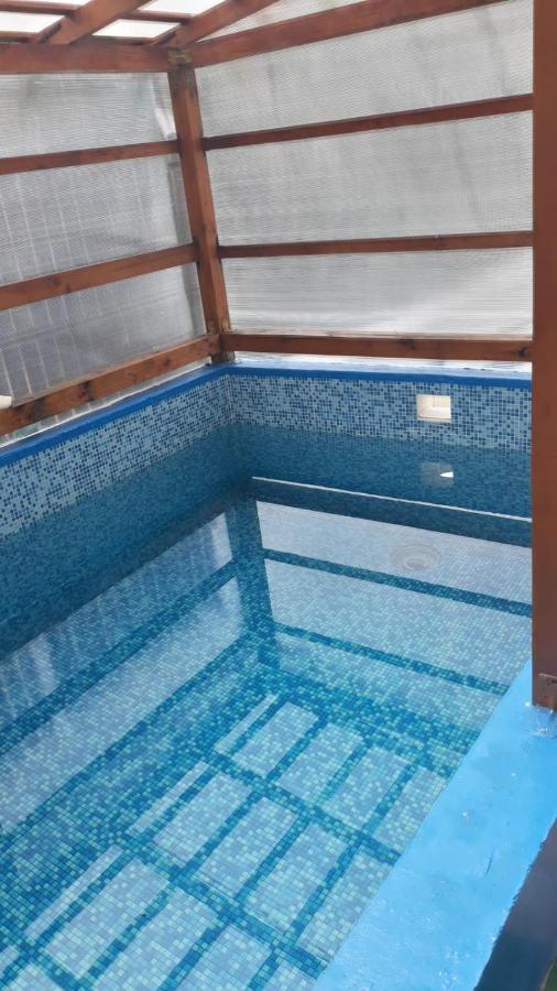 Pensiunea Floare De Colt 호텔 바일레헤르쿨라네 외부 사진
